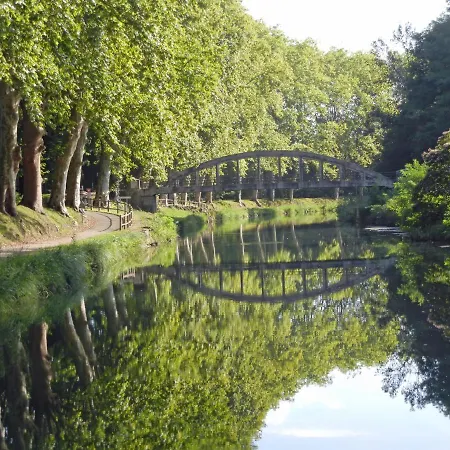 Les Chambres Du Canal * Castets-en-Dorthe